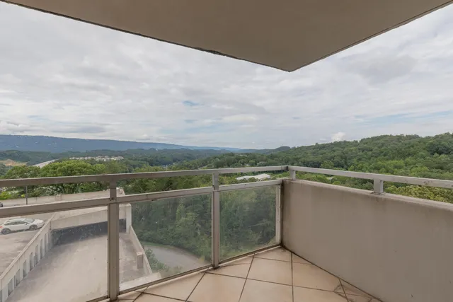 $239,500 | 1131 Stringers Ridge Road, Unit 7C, Chattanooga, TN 37405
