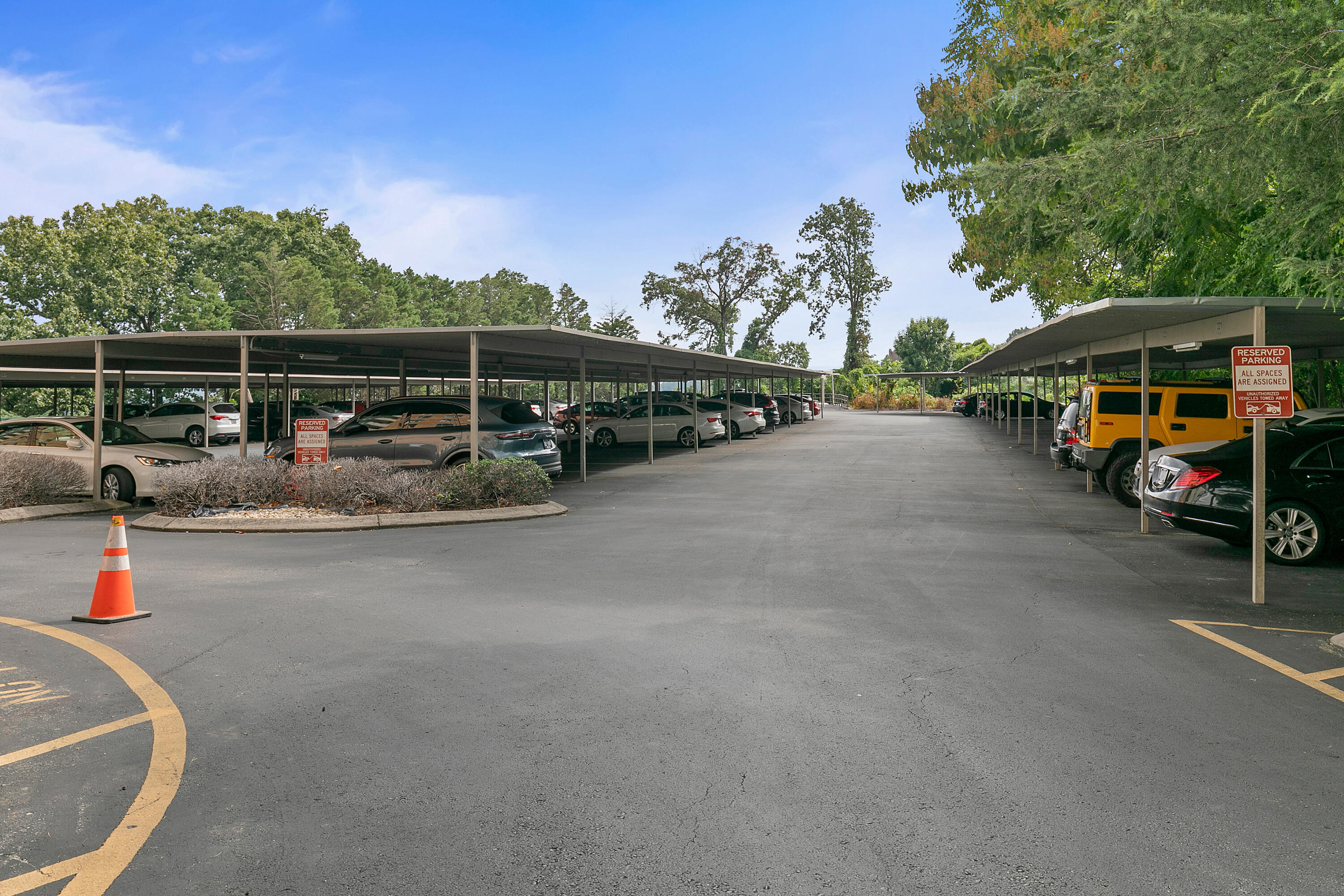 1131 Stringers Ridge Road, Unit 7C Chattanooga, TN 37405 - Photo 24 of 31 Pinnacle-25