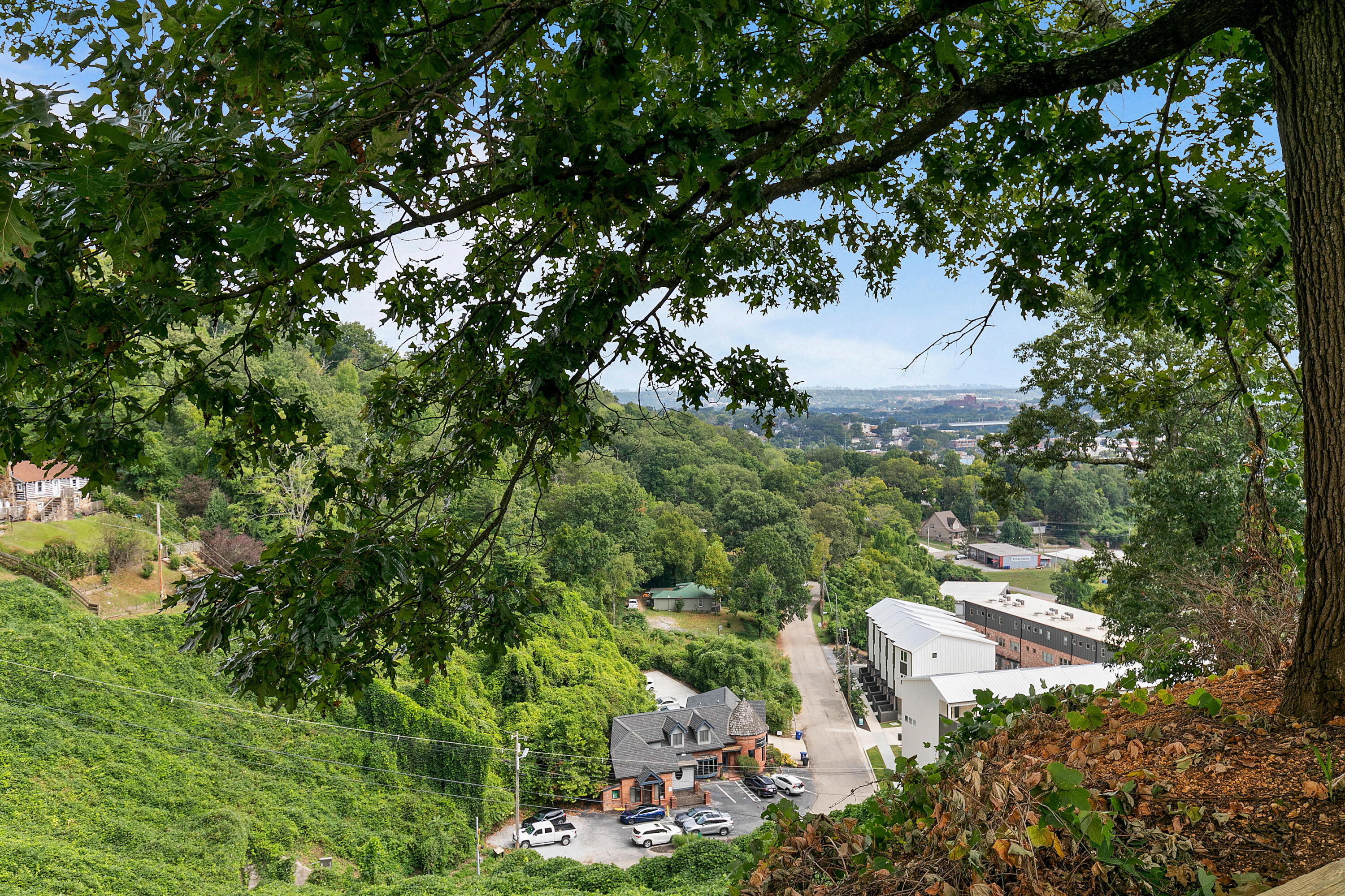 1131 Stringers Ridge Road, Unit 7C Chattanooga, TN 37405 - Photo 26 of 31 Pinnacle-27