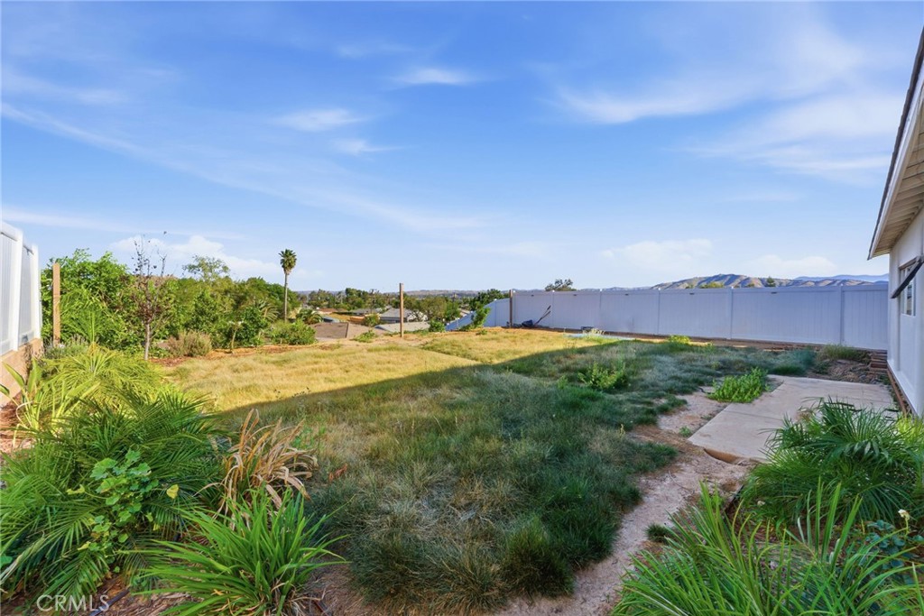 10710 Brookfield Drive Riverside, CA 92505 - Photo 24 of 32