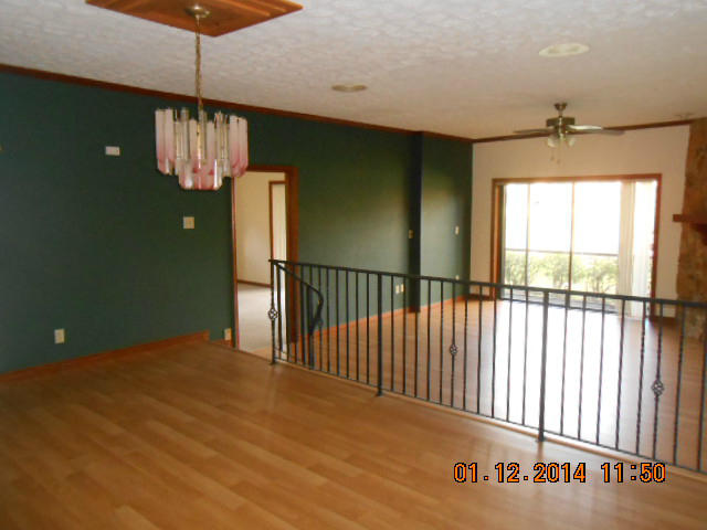 144 Southeast Crestwood Circle Stuart, FL 34997 - Photo 3 of 12 012