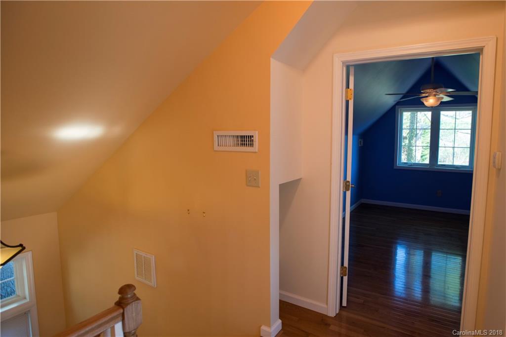 31 Batson Road Brevard, NC 28712 - Photo 18 of 32 Gallery Image 18