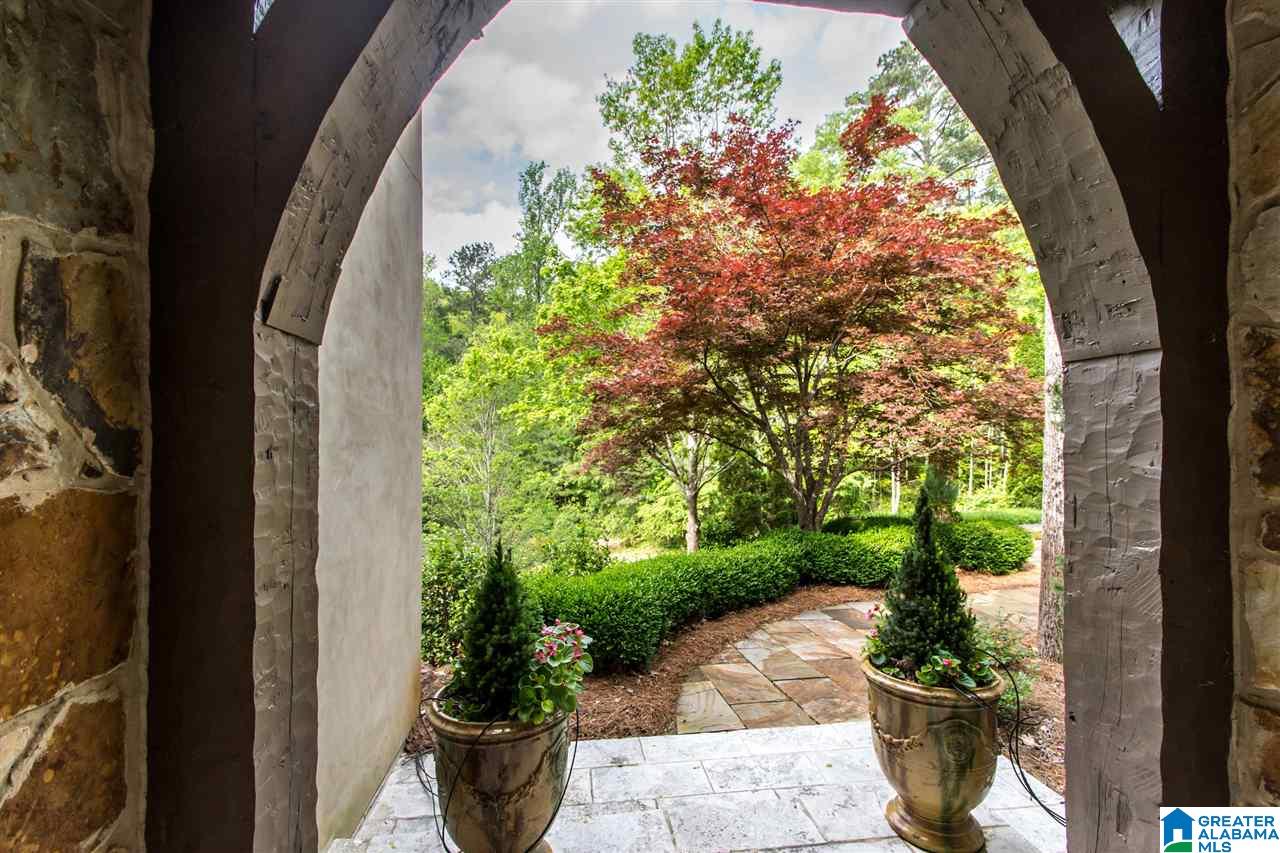 3552 Spring Valley Court Birmingham, AL 35223 - Photo 5 of 50