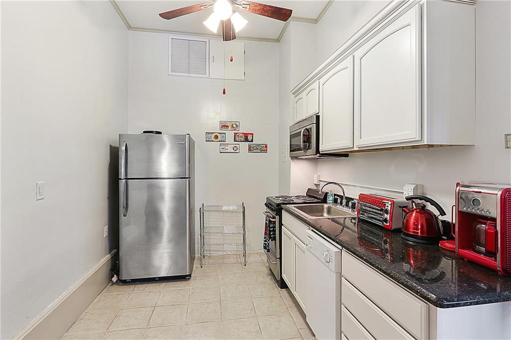 718 Barracks Street, Unit 2 New Orleans, LA 70116 - Photo 9 of 11