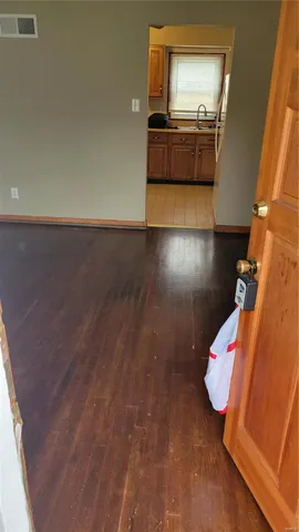 $1,336 | 1002 Hutton Place, Ferguson, MO 63135