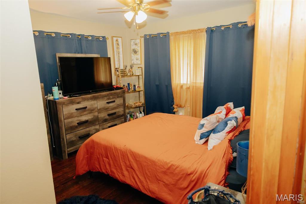 1002 Hutton Place Ferguson, MO 63135 - Photo 4 of 18