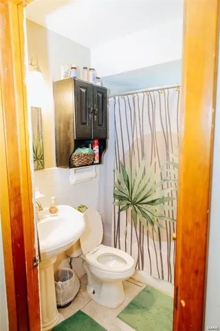 $1,336 | 1002 Hutton Place, Ferguson, MO 63135