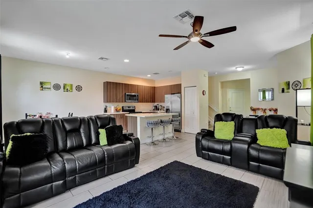 $555,000 | 4875 Northwest 55th Place, Tamarac, FL 33319