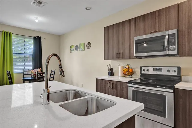 $555,000 | 4875 Northwest 55th Place, Tamarac, FL 33319