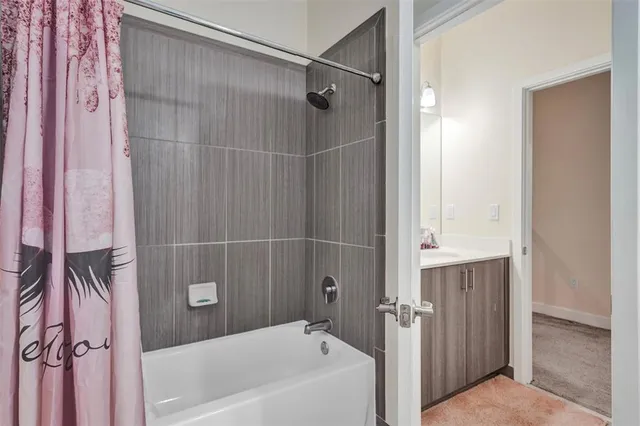 $555,000 | 4875 Northwest 55th Place, Tamarac, FL 33319