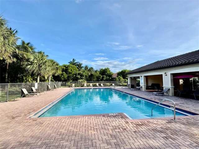 $555,000 | 4875 Northwest 55th Place, Tamarac, FL 33319