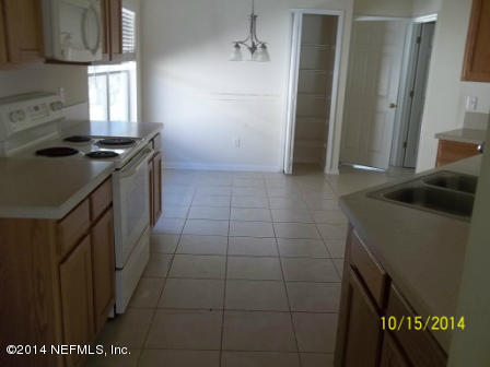534 Roserush Lane Jacksonville, FL 32225 - Photo 3 of 4 Kitchen