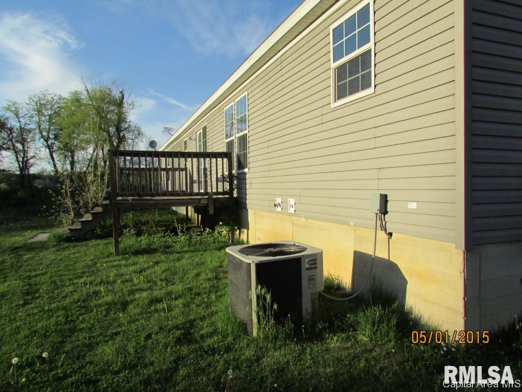 10490 Bell Fountain Road Dawson, IL 62520 - Photo 20 of 20 Gallery Image 20