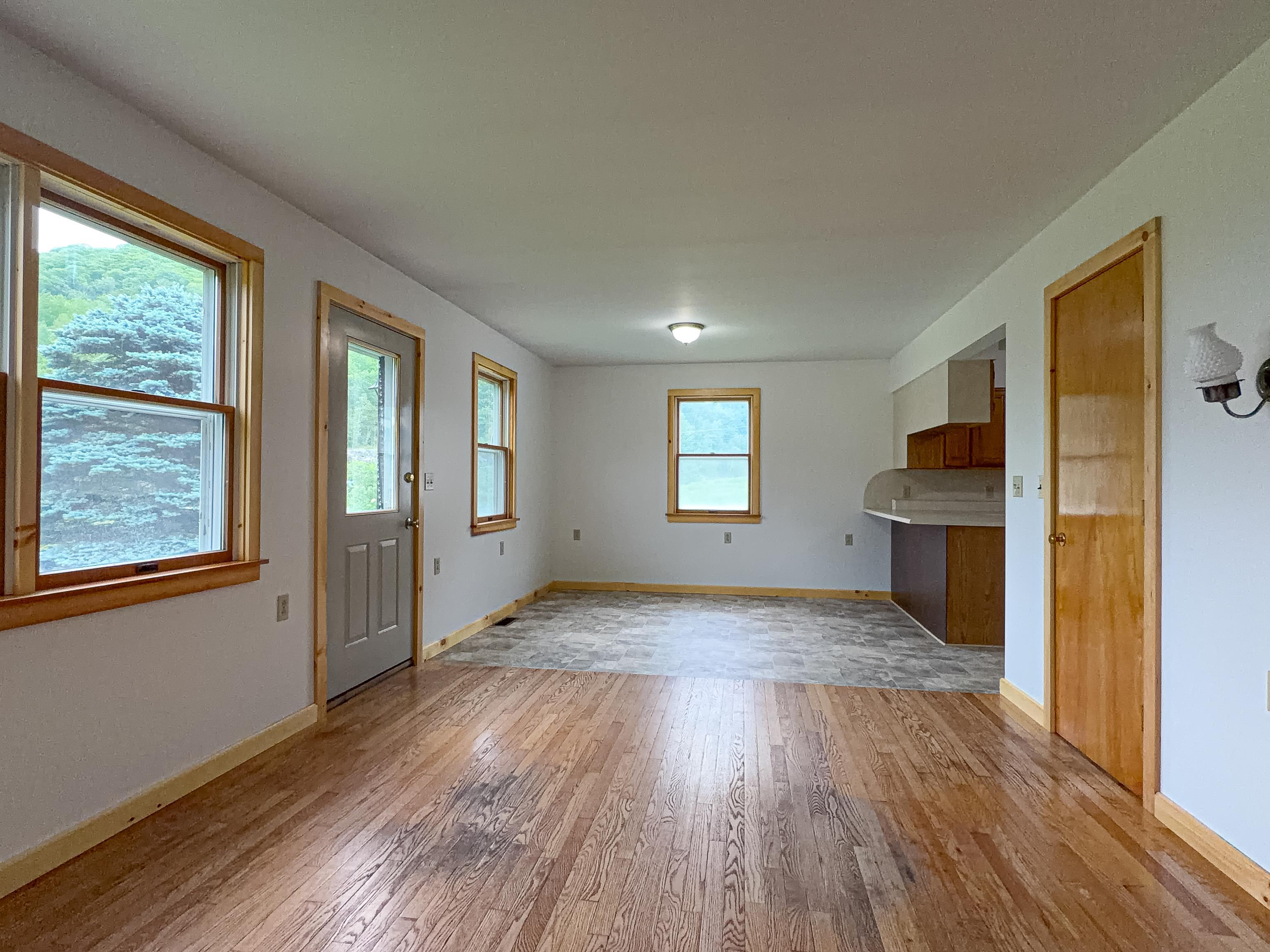 4194 Rt 18 Waterford, VT 05819 - Photo 20 of 60