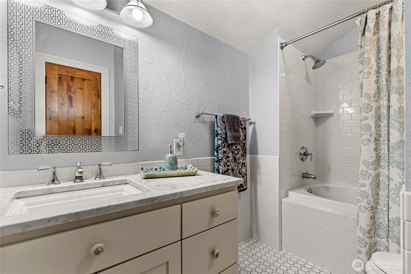 201 Libby Creek Road Carlton, WA 98814 - Photo 20 of 37 a bathroom with a double vanity sink mirror and shower