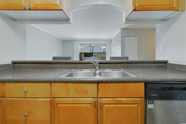 $2,200 | 12293 Sailwinds Drive, Unit 203, Largo, FL 33773