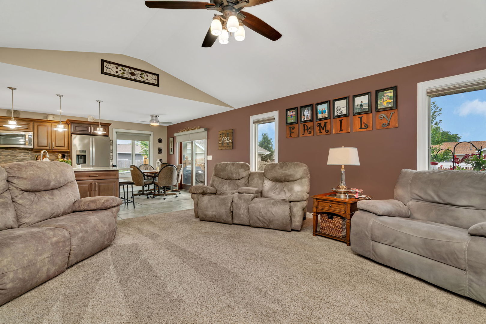 80 East Spring Road Coal City, IL 60416 - Photo 6 of 38 Gallery Image 6