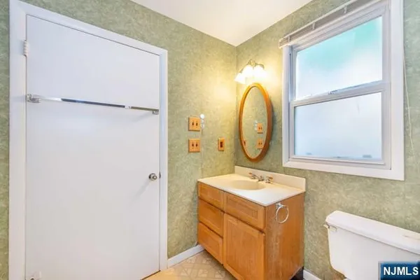 $3,100 | 21 East Shore Road, Denville, NJ 07834