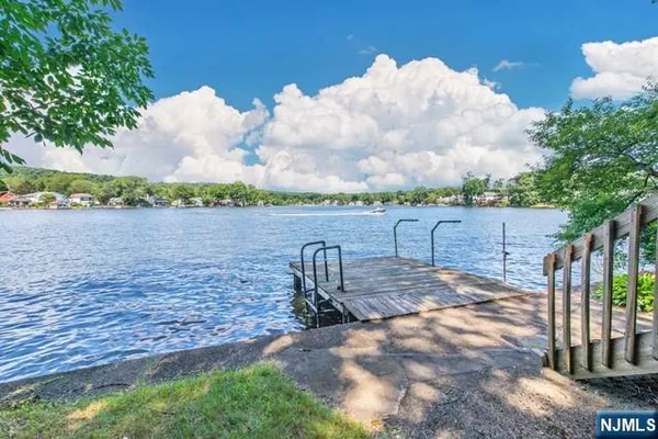 $3,100 | 21 East Shore Road, Denville, NJ 07834