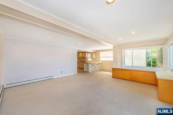 $3,100 | 21 East Shore Road, Denville, NJ 07834