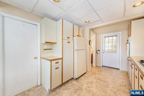 $3,100 | 21 East Shore Road, Denville, NJ 07834