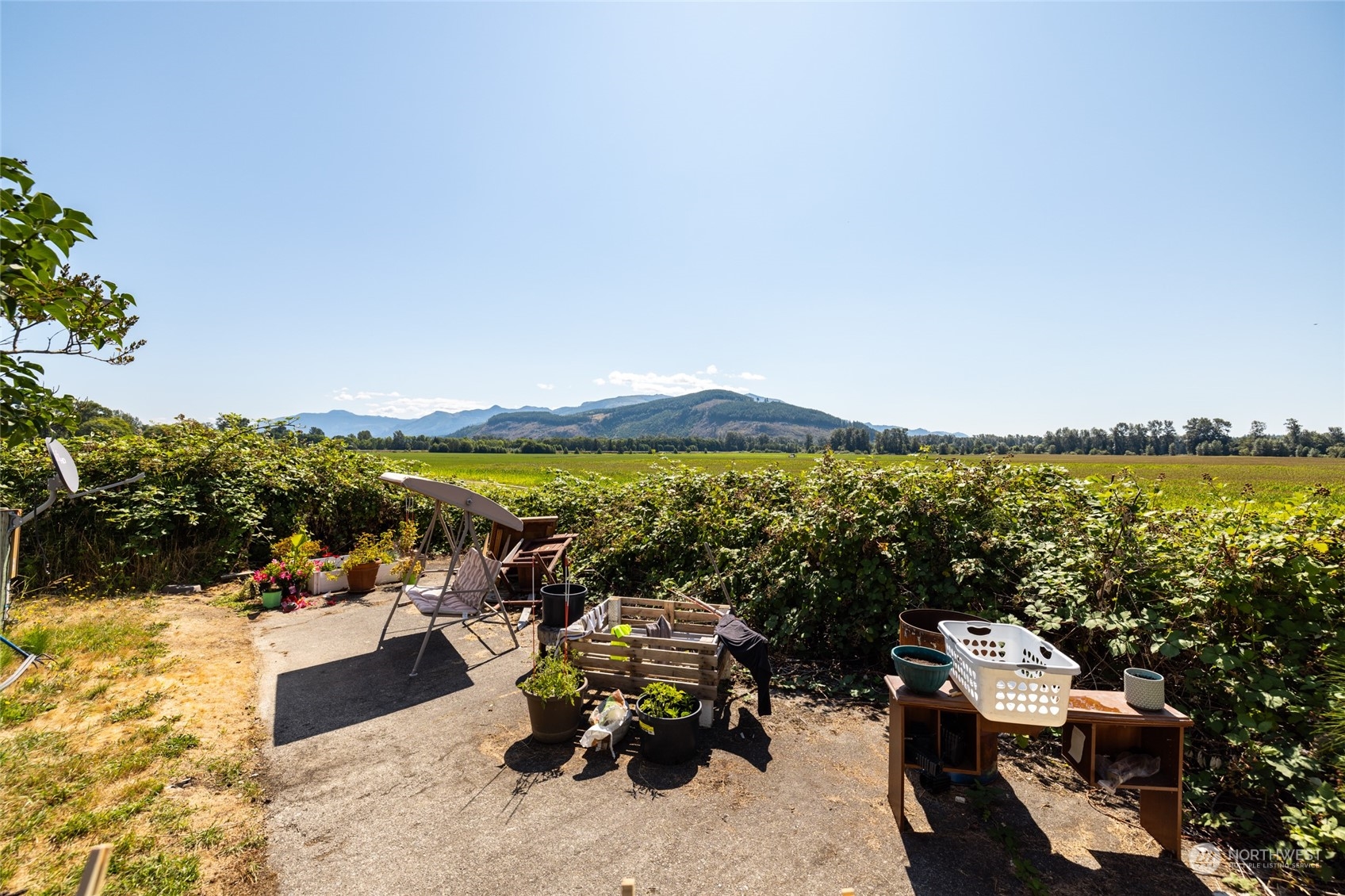 22648 Rhodes Road Sedro-Woolley, WA 98284 - Photo 8 of 13 a view of a terrace with skyline