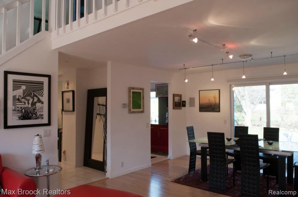 2531 Pine Ridge Road West Bloomfield, MI 48324 - Photo 14 of 33 072DSC_0003.jpg