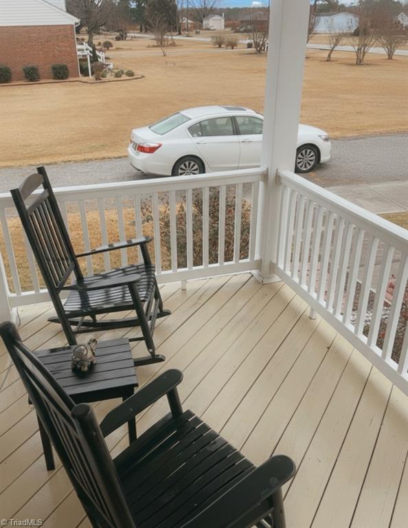 815 Old Cherry Road Creswell, NC 27928 - Photo 2 of 12 Front Porch