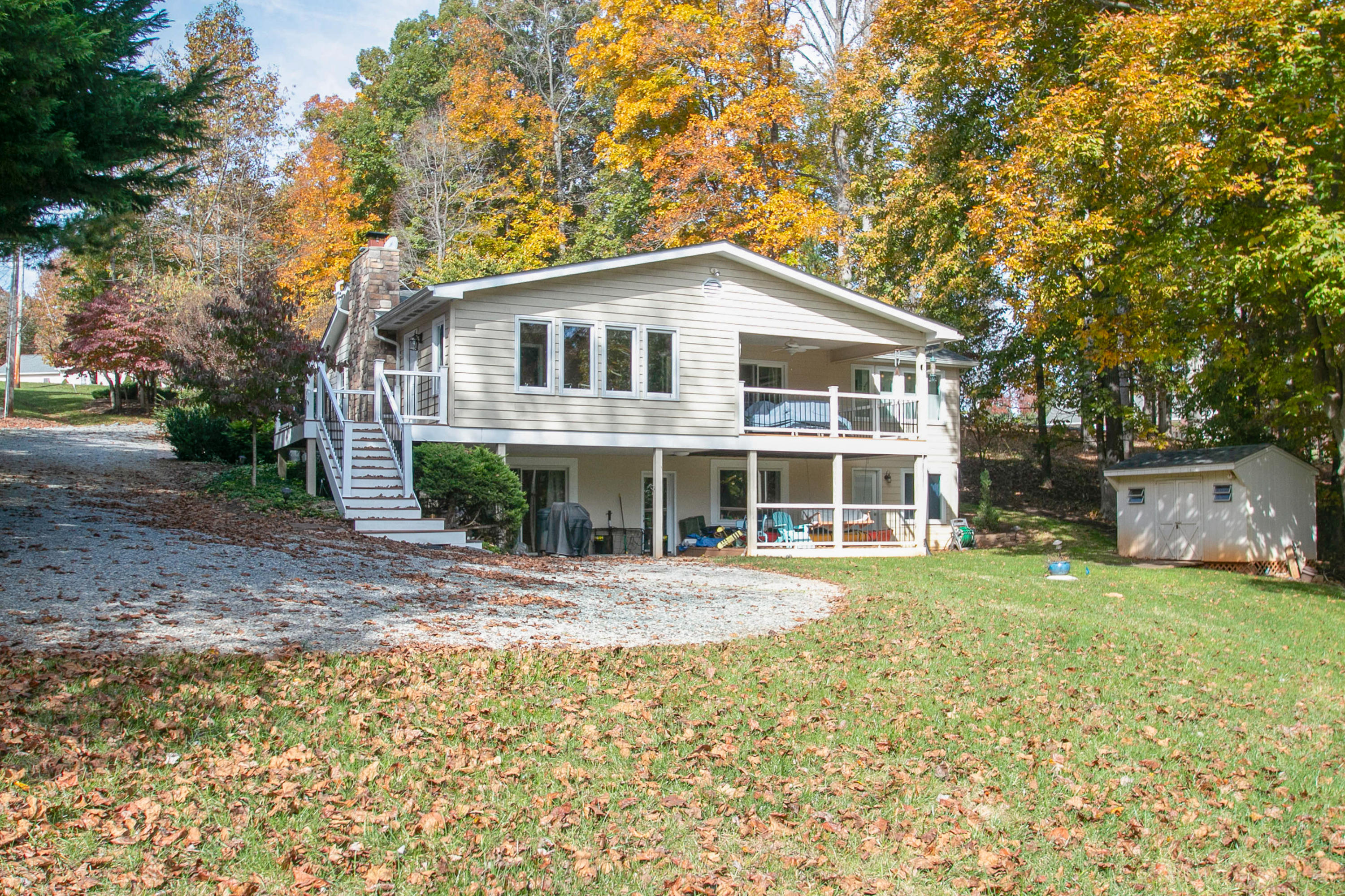 2336 Pine Ridge Road Huddleston, VA 24104 - Photo 22 of 62 img_0818
