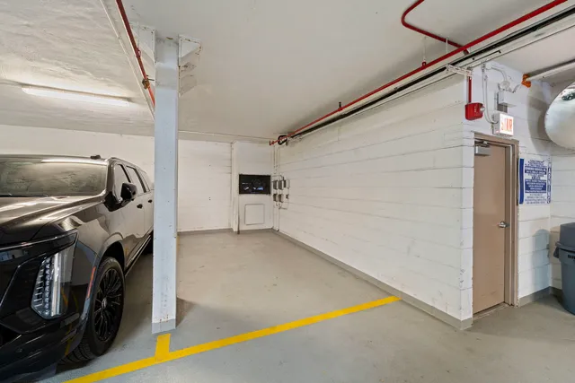 $2,300 | 1221 North Dearborn Parkway, Unit 1601N, Chicago, IL 60610