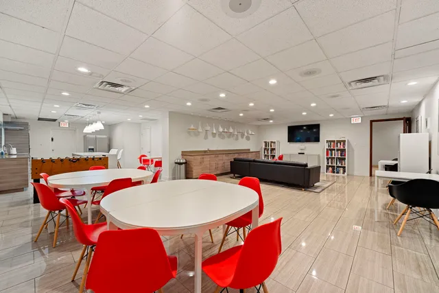 $2,300 | 1221 North Dearborn Parkway, Unit 1601N, Chicago, IL 60610