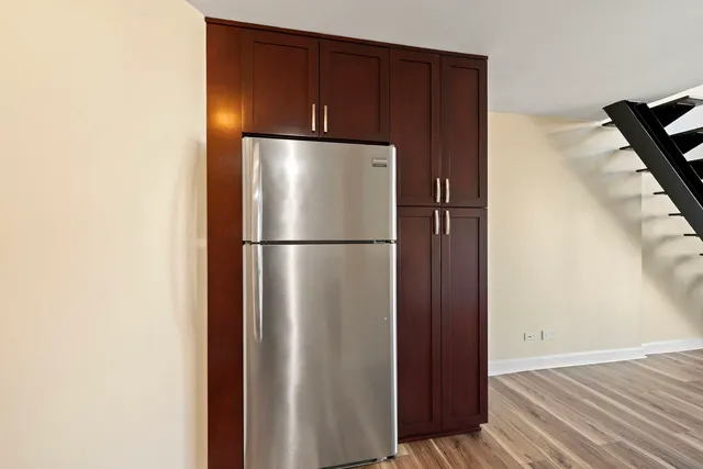 $2,300 | 1221 North Dearborn Parkway, Unit 1601N, Chicago, IL 60610