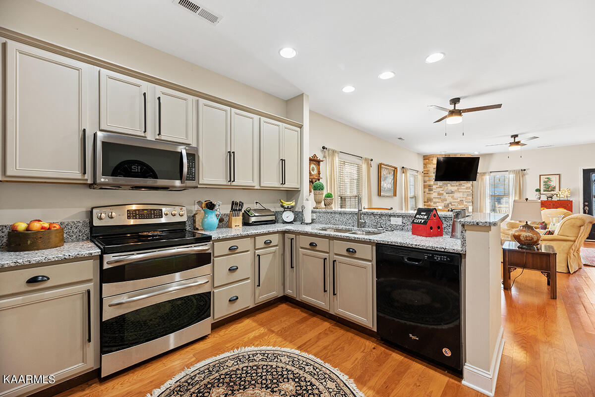 104 Forestberry Street Oak Ridge, TN 37830 - Photo 13 of 25 DSC_6891