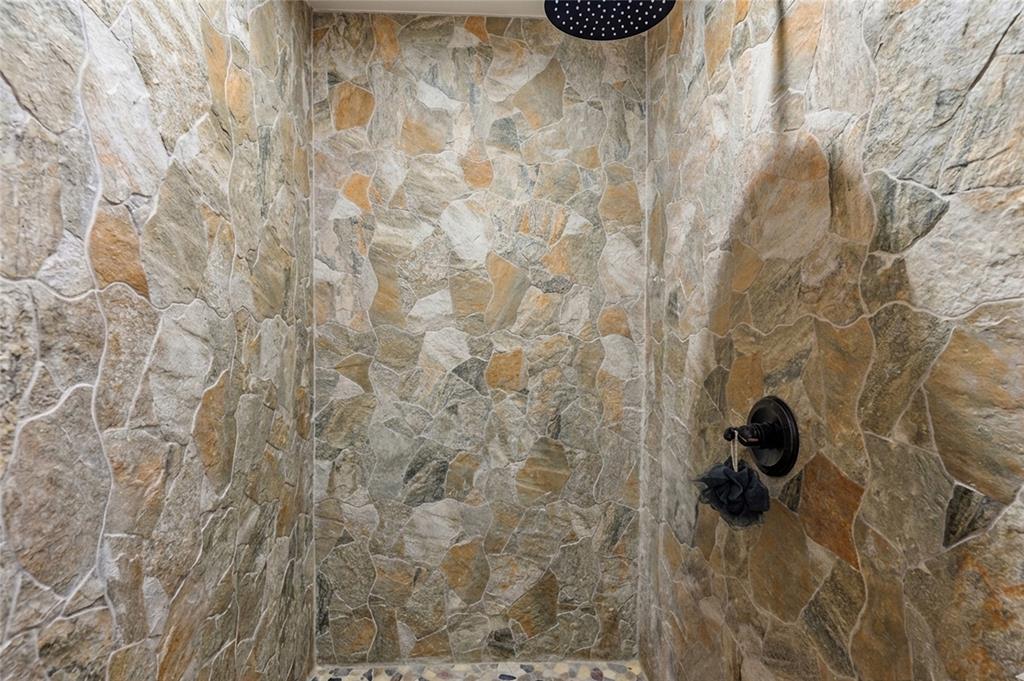 4652 Old Southmayd Road Sherman, TX 75092 - Photo 21 of 40 a close up of a shower