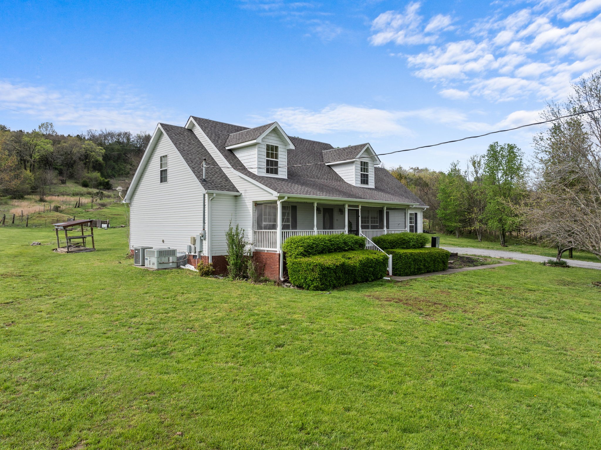 718 Happy Valley Road Bell Buckle, TN 37020 - Photo 3 of 53 Gallery Image 3