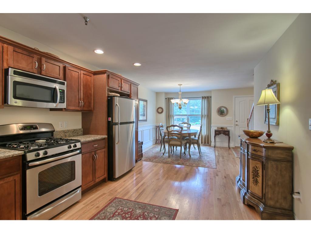 19 Winterberry Road Pelham, NH 03076 - Photo 5 of 26 Gallery Image 5