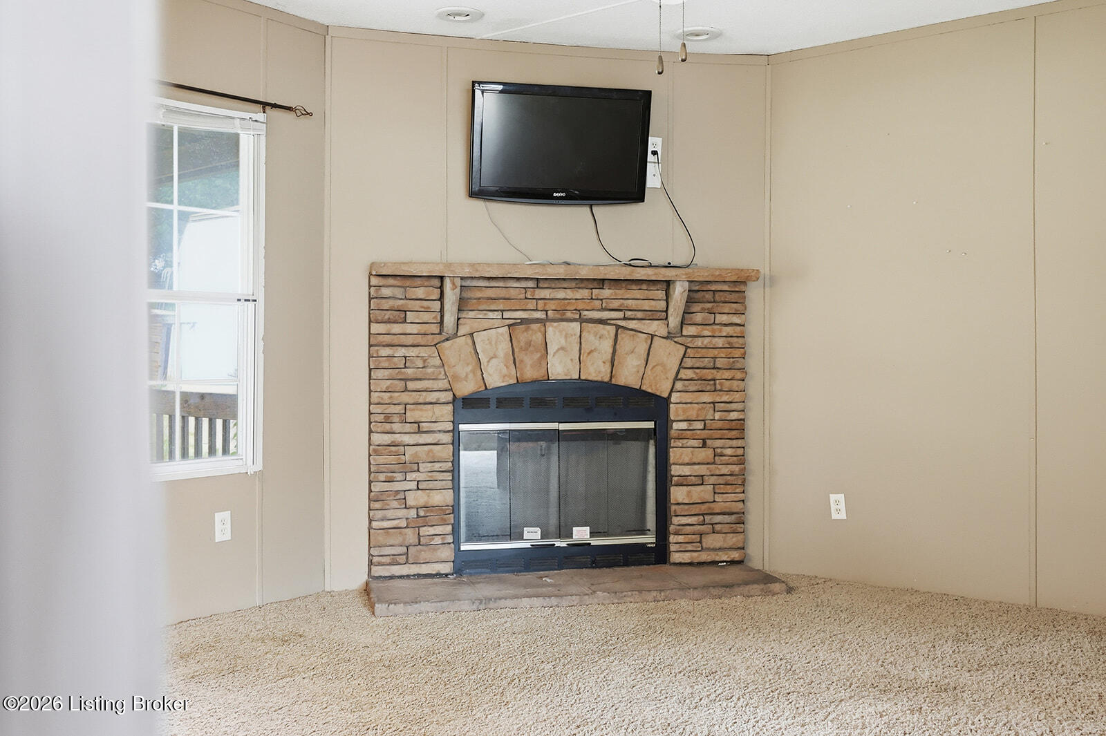 1303 Versailles Road Lawrenceburg, KY 40342 - Photo 22 of 55 Den