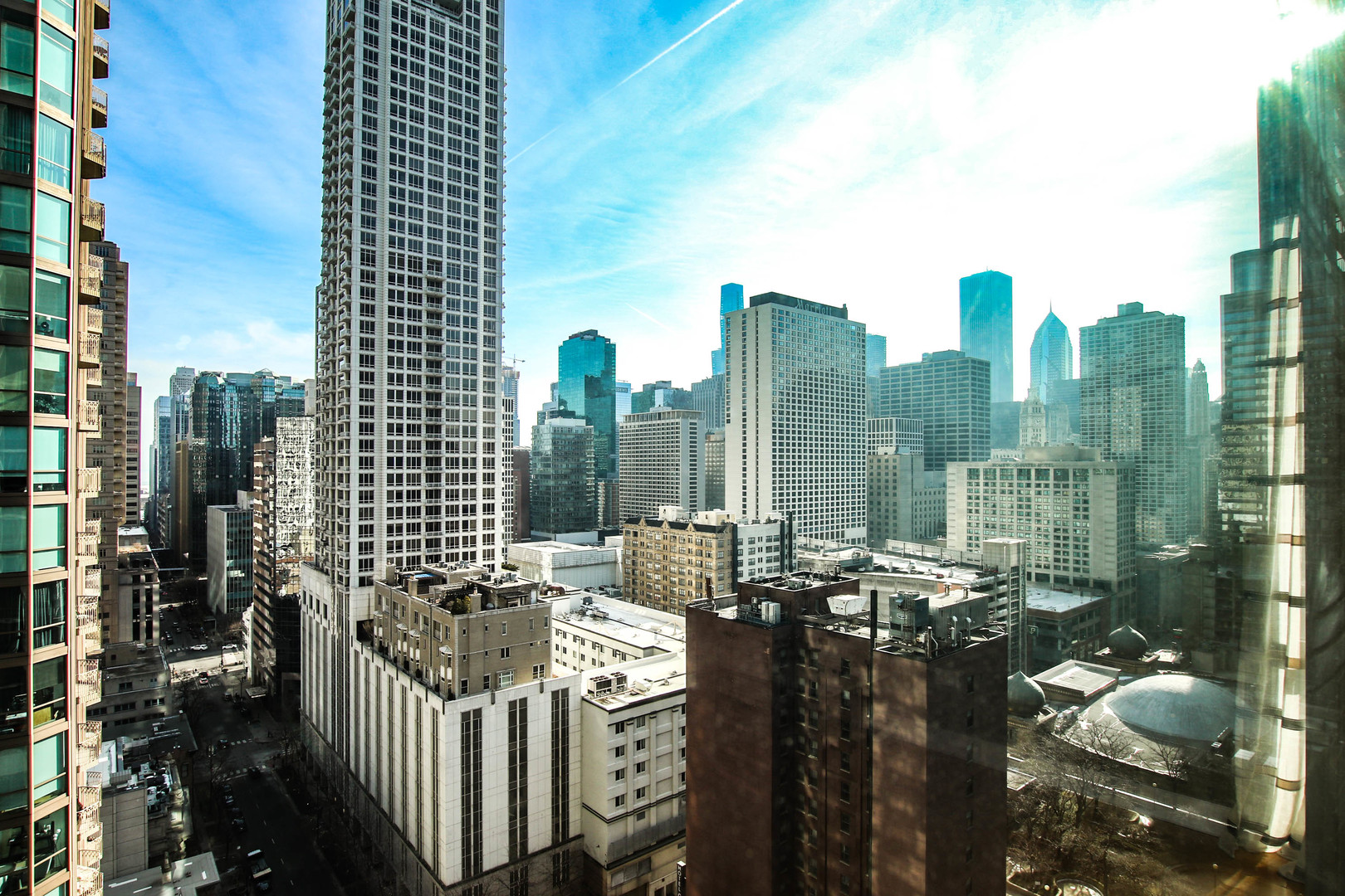 2 East Erie Street, Unit 2101 Chicago, IL 60611 - Photo 8 of 19 a view of balcony and patio