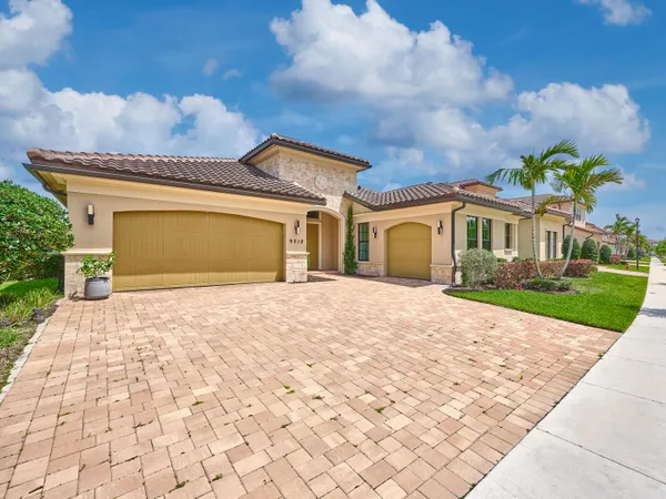 $1,425,000 | 9210 West Parkland Bay Trail, Parkland, FL 33076