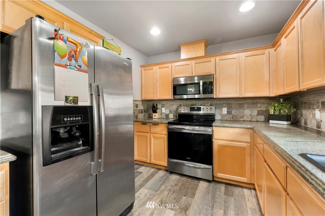 7022 Radius Loop Southeast Lacey, WA 98513 - Photo 13 of 39 Gallery Image 13