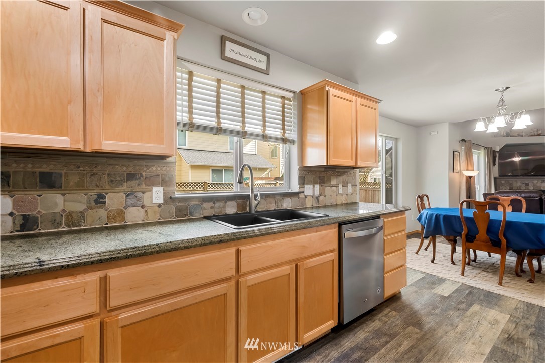 7022 Radius Loop Southeast Lacey, WA 98513 - Photo 14 of 39 Gallery Image 14