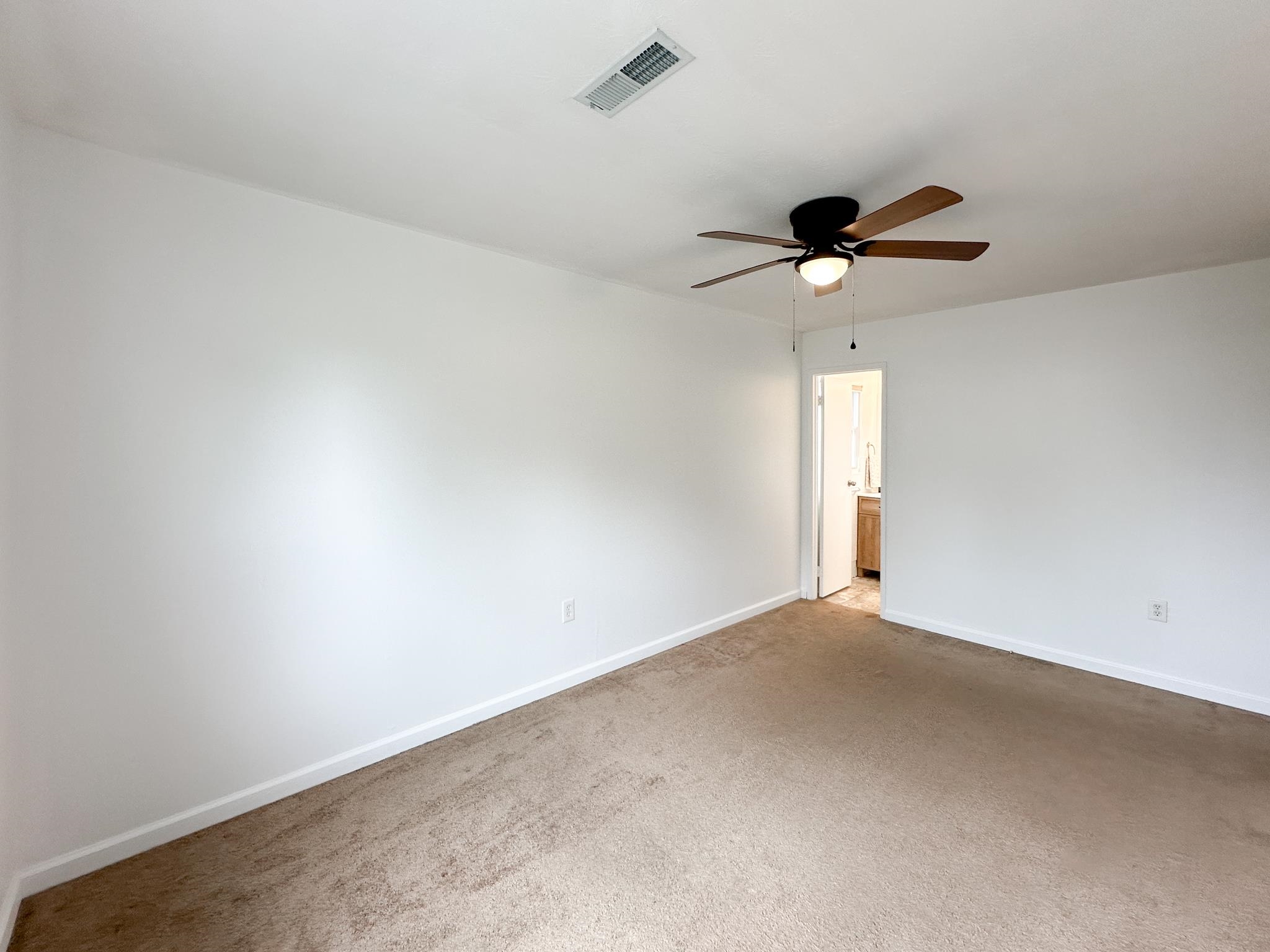 7472 Lilly Square Dayton, VA 22821 - Photo 19 of 30 a view of a big room with carpet