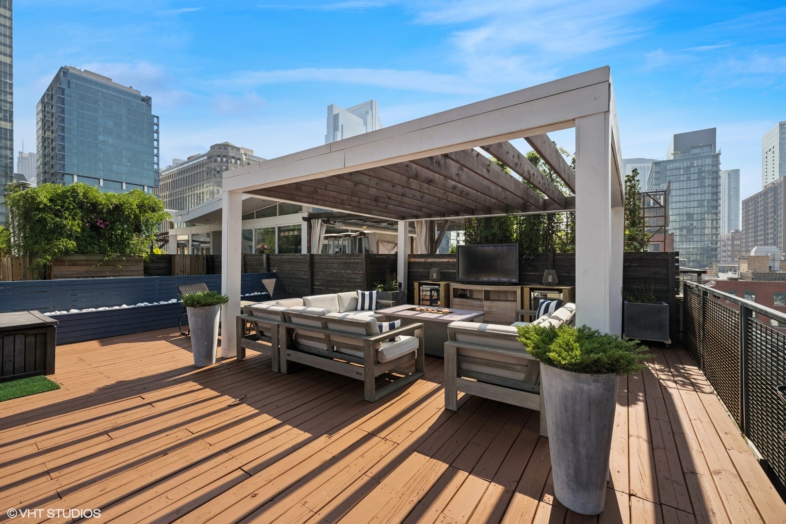 154 West Hubbard Street, Unit 603 Chicago, IL 60654 - Photo 25 of 32