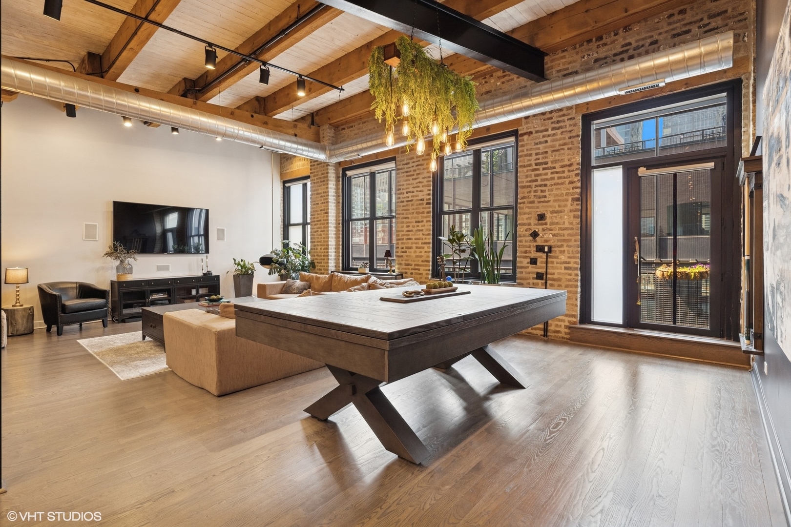 154 West Hubbard Street, Unit 603 Chicago, IL 60654 - Photo 6 of 32