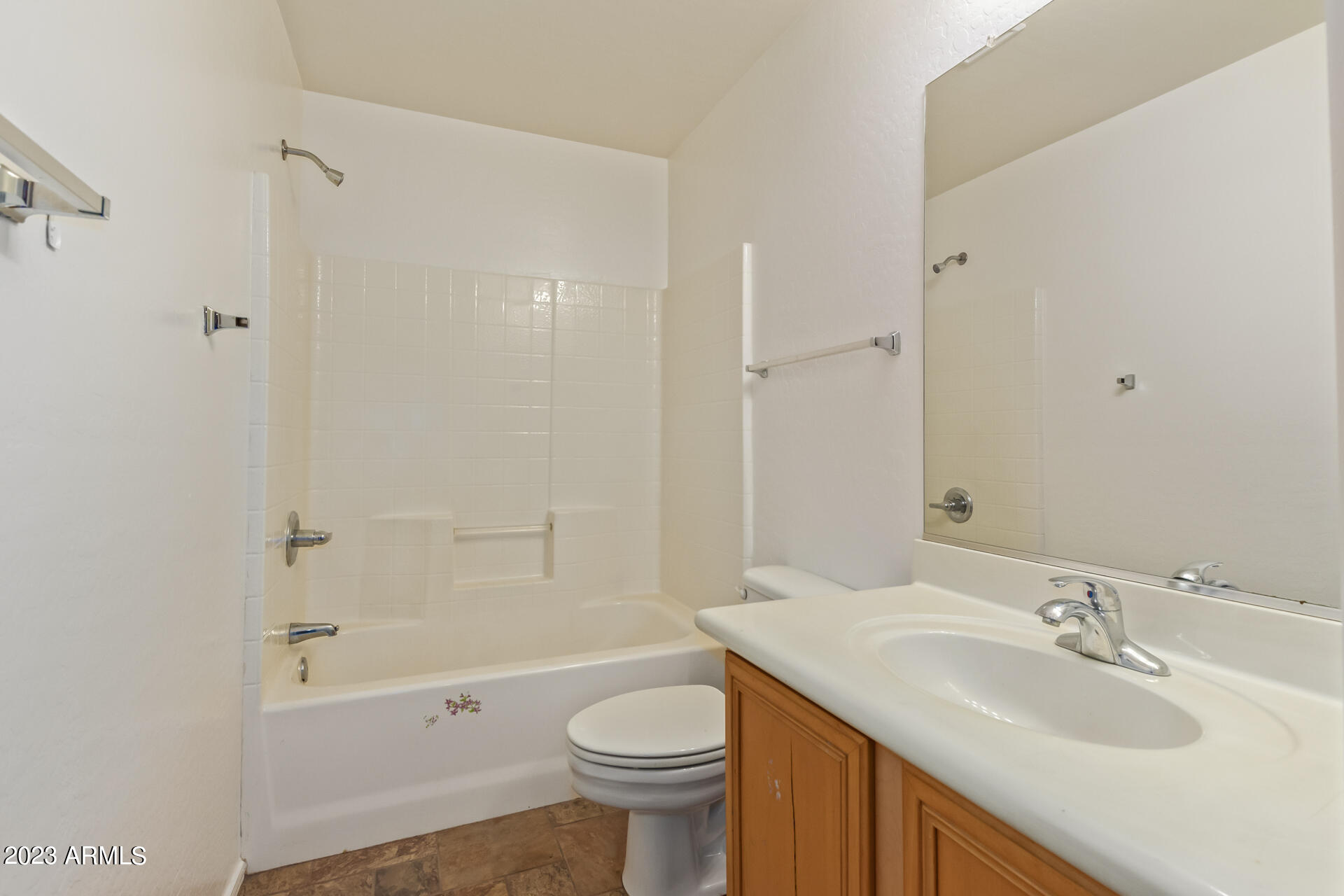 1956 South Rome Street Gilbert, AZ 85295 - Photo 31 of 41 Upstairs Bath
