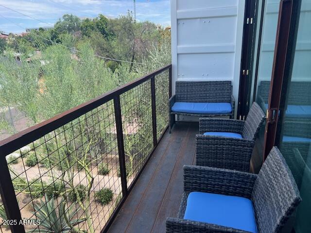 1436 South Terrace Road, Unit 102 Tempe, AZ 85281 - Photo 17 of 25 a view of balcony and yard