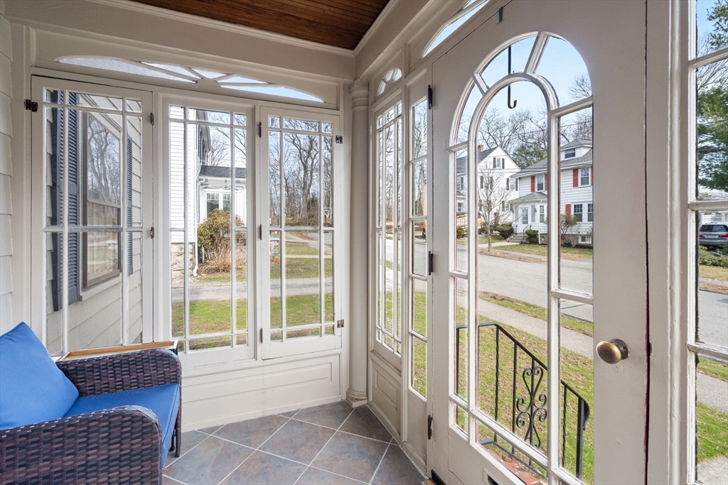 14 Mulberry Road Milton, MA 02186 - Photo 6 of 34 Gallery Image 6
