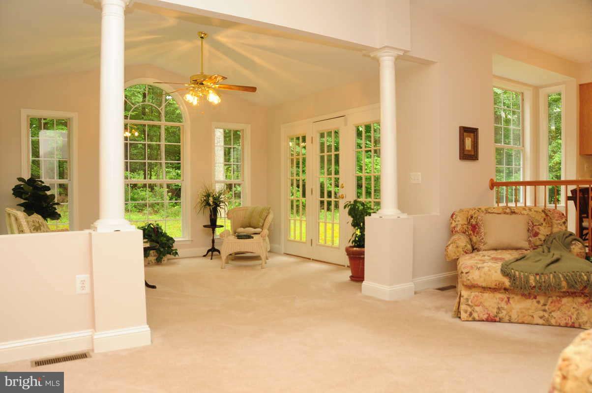 6461 Running Brook Road Manassas, VA 20112 - Photo 8 of 28 Dining Room