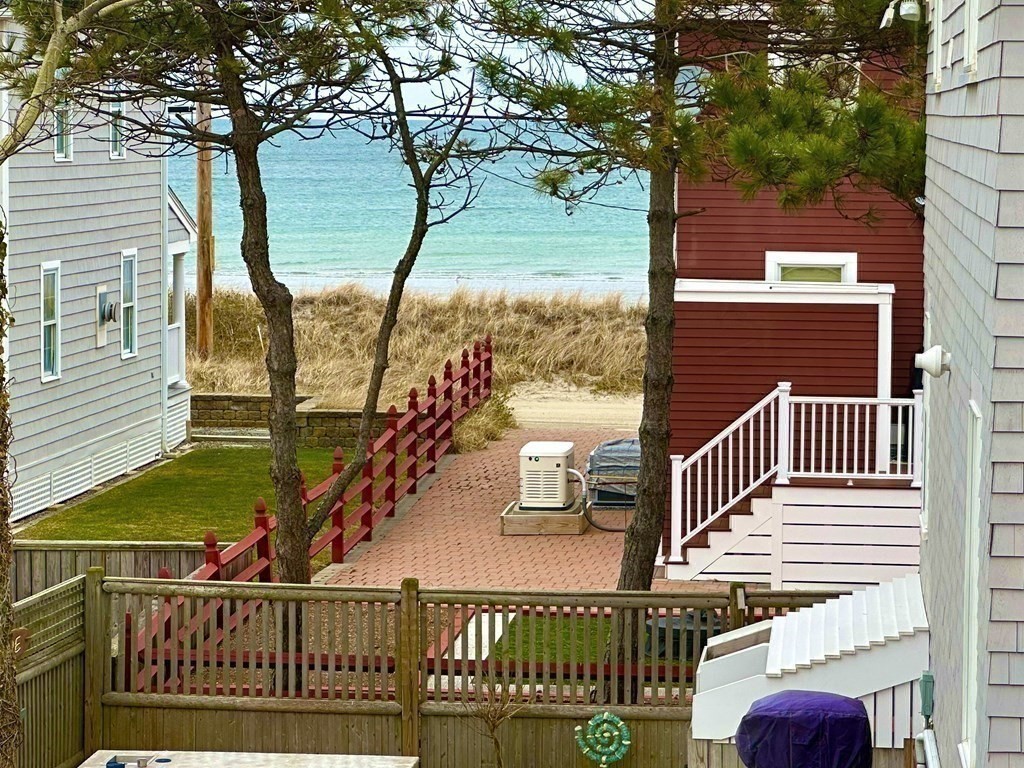 147 Kenberma Street Hull, MA 02045 - Photo 8 of 21