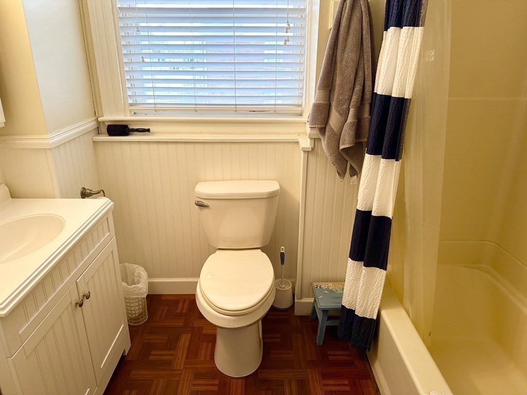 147 Kenberma Street Hull, MA 02045 - Photo 10 of 21